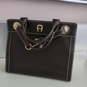 Aigner Handtasche Dunkeln Braun - Bild 1 von 8
