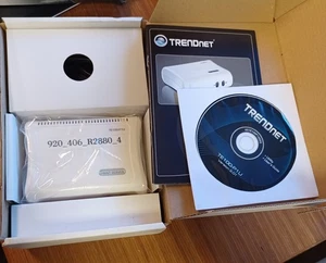 TRENDnet TE100-P1U Print Server USB-1 Port to USB 1-Port #113K - Picture 1 of 3