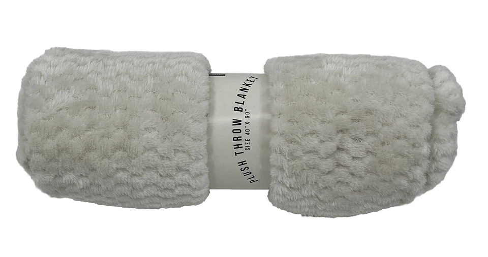 Plush Throw Blanket for Couch Sofa Bed 100% Polyester 40" x 60" White Green Blue - Image 1 of 1