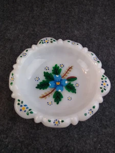 Vintage White Milk Glass Trinket Bowl Dish Hand Painted Flower Anchor Hocking  - Picture 1 of 9