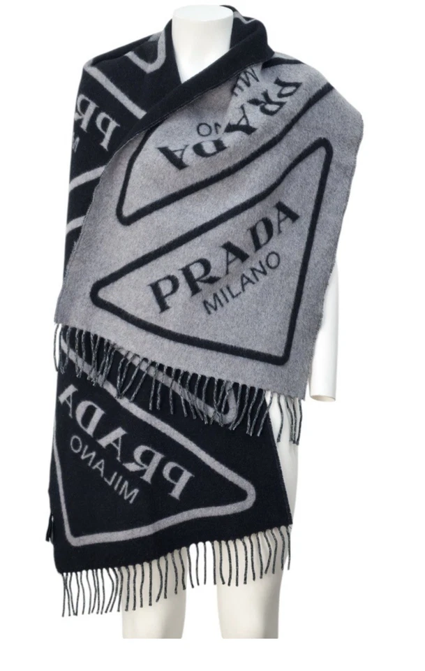 Mantón de cachemir de doble cara PRADA en negro y gris ¡¡AGOTADO!! RARO!!! Foto 1 de 4