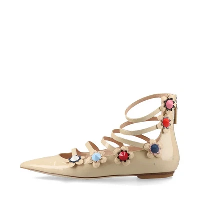 Zapatos de salón planos Fendi charol 36 para dama beige correa tachuelas flor está ahí dir Foto 1 de 4