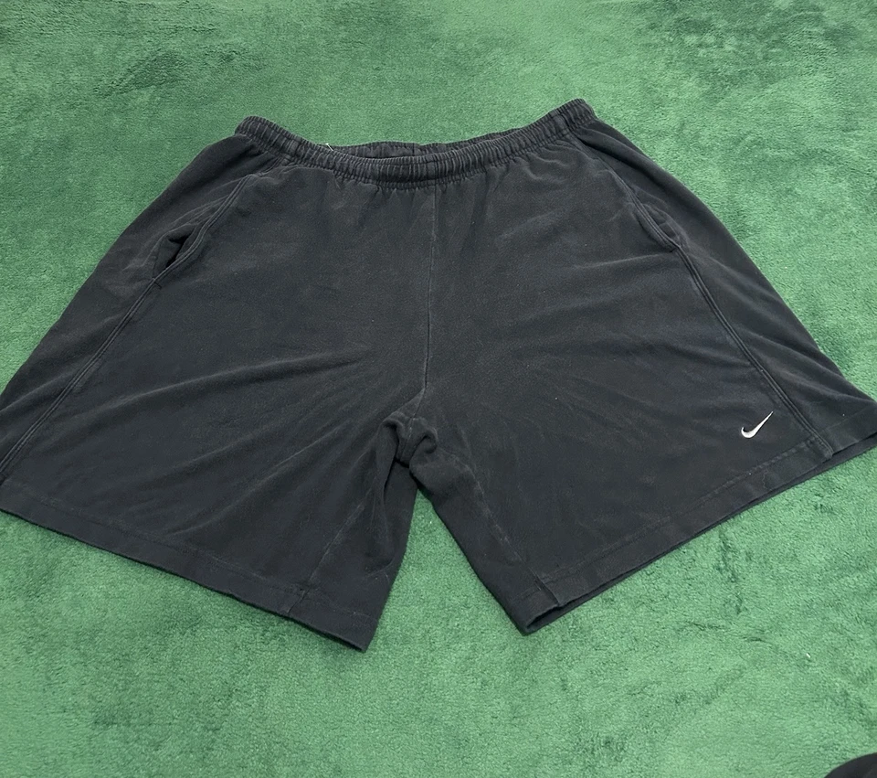 Pantalones Cortos De Colección Y2K Nike Para Hombres Negros Ropa Activa Logo Esencial Talla XL Foto 1 de 4