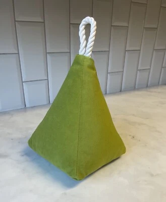 Tope de puerta piramidal con mango de cuerda verde lima Foto 1 de 4
