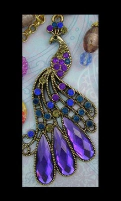 Good Quality Gold Plating Bejeweled Crystal Rhinestone Peacock Key Chain Charm - Image 1 of 4
