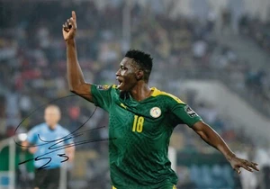 Football - Ismaila Sarr - Hand Signed A4 Photograph - Senegal - COA - Picture 1 of 1