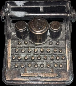 Vintage Durham Industries Die Cast Metal Miniature Antique Typewriter A9 - Picture 1 of 1