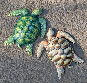 Hand Painted 8" Sea Turtle Wall Mount Decor Sculpture Green Brown (Set Of 2)  - Picture 1 of 4