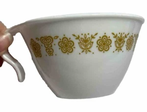 1970’s Vintage Corelle Butterfly Gold Hook Handle Coffee Cup Retro Tea Cup - Picture 1 of 6
