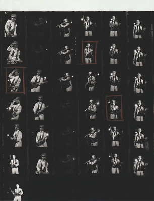 Orig Contact Photo Sheet & Negatives 1984 Eurythmics Lennox Stewart In Concert 4 - Image 1 of 2