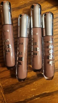 NEW ESSENCE WET LOOK SHINE SHINE SHINE LIP GLOSS (SO INTO IT 05) NUDE LOT X 4 💝 - Image 1 of 2