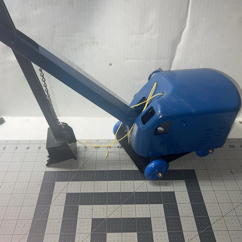 Structo Toy Pressed Steel Crane Blue Paint Mobile Winche Original  - Image 1 of 4