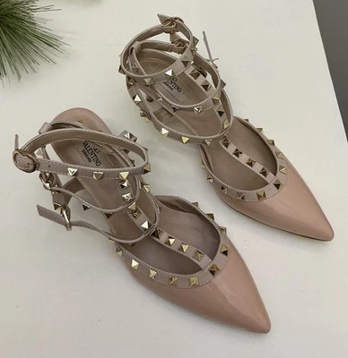Tacones Valentino Rockstud Enjaulados Correa en T Patente Nude 6 cm Talla EU 41 Nunca Usados Foto 1 de 4