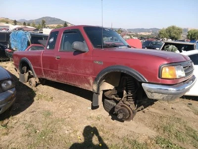 Used Turn Signal / Parking Light Assembly fits: 1994 Ford Ranger Park Lamp-Turn - Image 1 of 4