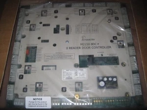 Symmetry G4S Technology Limited M2150 8DC 8 Reader Door Controller - Bild 1 von 1