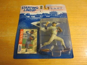 Chan Ho Park 1997 SLU FP Starting Lineup Baseball Figure NIP MLB Dodgers - Picture 1 of 2
