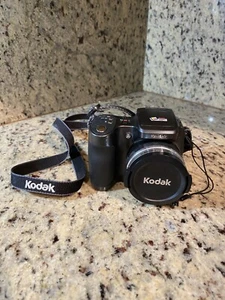 Kodak EasyShare ZD710 Digital Camera, 7.1 Megapixel, 10x Optical 5x Digital Zoom - Picture 1 of 6