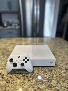 Microsoft Xbox One S 500GB - White