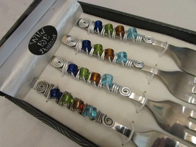 Wild Eye Designs Acero Inoxidable Cuentas POSTRE ~ TENEDORES APERITIVOS 4 Piezas Boho Foto 1 de 4