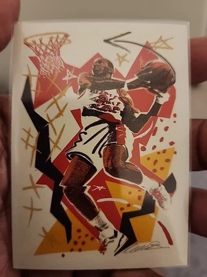 1990-91 NBA Hoops - Art Card Team Checklist Clyde Drexler #376 - Image 1 of 2