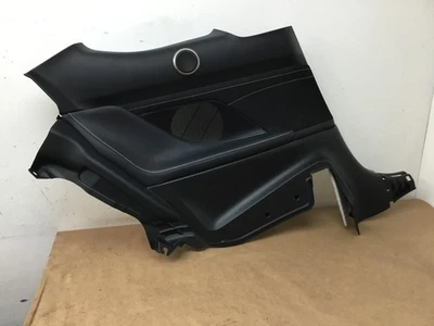 Cubierta del panel de ajuste del cuarto del conductor trasero izquierdo Lexus RC F 2015 15-19 |:Y Foto 1 de 4