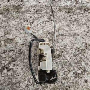 94-01 ACURA INTEGRA 2 DOOR ONLY DRIVER LEFT DOOR LOCK ACTUATOR LH OEM - Picture 1 of 8