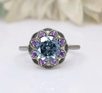 Anillo redondo enchapado en rodio negro de plata 925 de alejandrita creado en laboratorio Foto 1 de 4