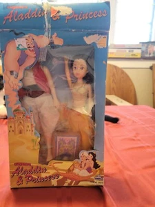 Rare vintage Eugene's Disney Aladdin and Princess Jasmine . Box is damaged  - Picture 1 of 9