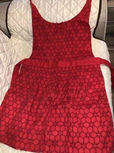 Avon Red Apron for girls~ Ages 6+ - Picture 1 of 2