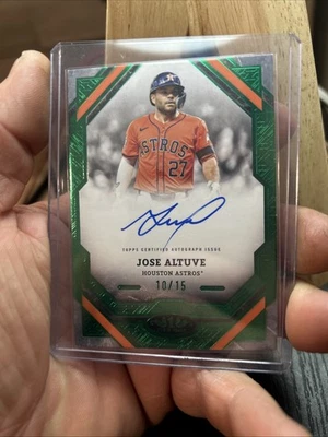 Jose Altuve 2025 Topps Tier 1 10/15 Green On Card Auto Houston Astros - Image 1 of 2