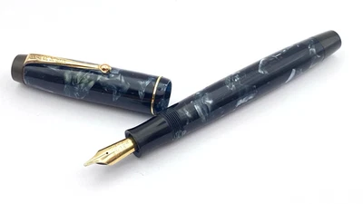 VINTAGE PARKER SENIOR DUOFOLD FOUNTAIN PEN IN BLUE MARBLE 14K GOLD MEDIUM NIB - Image 1 of 4