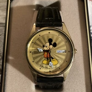 VTG SEIKO Mickey Mouse Watch Sunburst Quartz Rare DAY DATE Men’s Watch,In Box! - Picture 1 of 10