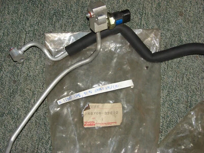 Tubo de aire acondicionado Klima Leitung TOYOTA Camry SV, CV10 piezas originales 88706-33010 Foto 1 de 4