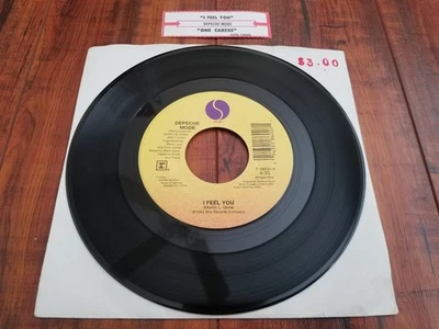 Музыкальный автомат Depeche Mode - I Feel You / One Caress - 7 дюймов винил 45 - с биркой - Изображение 1 из 3