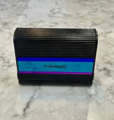 MAC Irresistibly Charming Glitters and Pigments Gold 4 In All w/Beautiful Case - Image 1 of 3