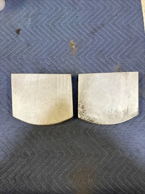 ХОРОШАЯ ПАРА Б/У ОРИГИНАЛЬНЫХ КРЫШЕК ФАР PPORSCHE 914 914-6 - Изображение 1 из 4