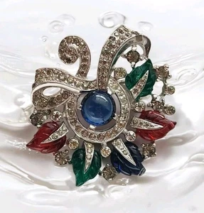 Vintage Unsigned Mazer Tricolor Fruit Salad Molded Glass Leaves Floral Brooch - Picture 1 of 17