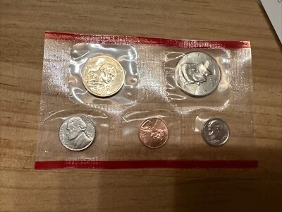 2000-D United States Mint  Uncirculated (5 Coins) Coin Set - Red - Image 1 of 2