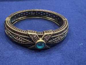 Designer Heidi Daus Tapered X Crystal Armreif Armband - Bild 1 von 6