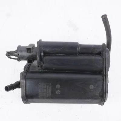 Bote de vapor Mercedes-Benz E350 E400 GLK350 2014-2017 Foto 1 de 4