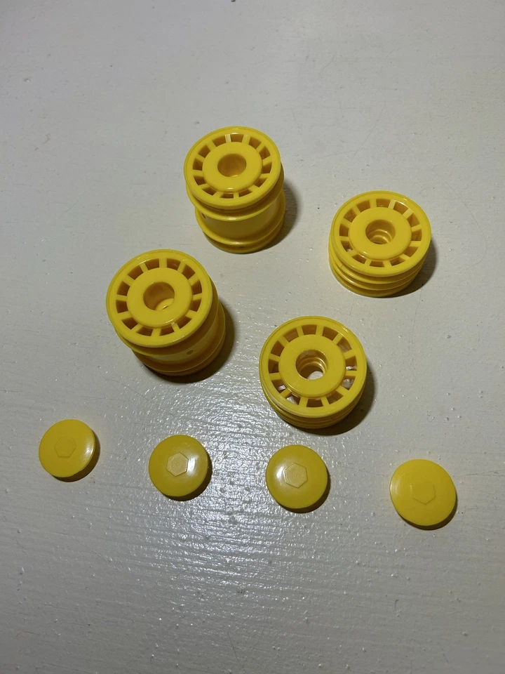 Rc Vintage Car Thunder Tiger PANDA RACING PANDAMONIUM Nos Wheel Set Rare HTF - Image 1 of 4