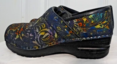 Sanita Nurse Clogs Women Size 35 US size 5 1/2 -Embossed Black/Yellow Gold - Image 1 of 4