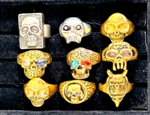 Konvolut Totenkopf Ringe silberfarben goldfarben Strass Augen Gr. 7,75-9 - Bild 1 von 7