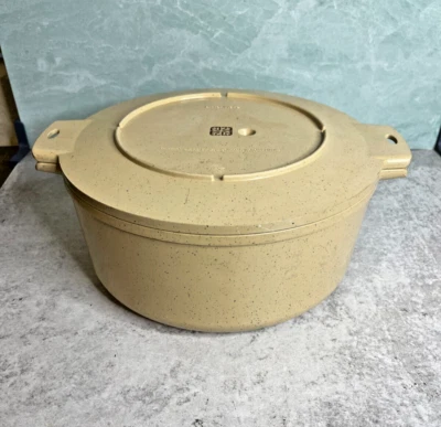 Vintage LittonWare Dutch Oven 5 Quart w/Lid Microwave Convection 38808-38809 - Image 1 of 4