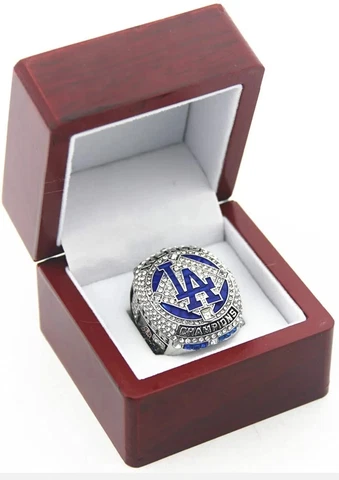 2020 LA Los Angeles Dodgers CLAYTON KERSHAW World Series Championship Ring & Box Cover