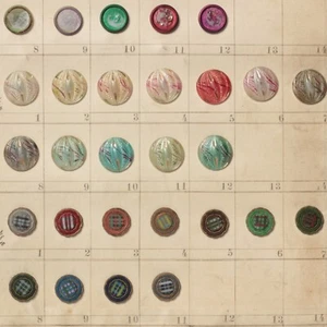 1907 Sample card (45) Czech antique fabric effect pearl marble glass buttons - Picture 1 of 5