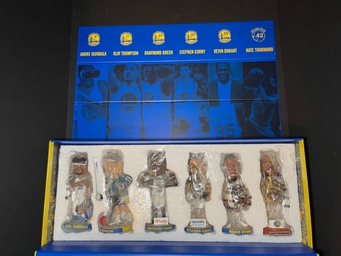 Golden State Warrior 2016-2017 Bobblehead Set NBA Champions Cover