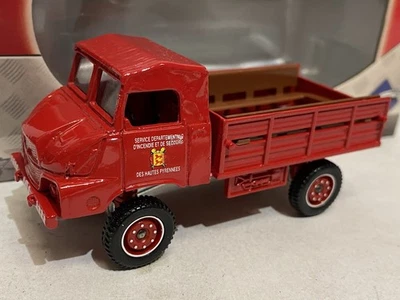 SOLIDO Simca Unic SUMB 4x4 HAUTES PYRENNEES Ref.2166 truck firefighters Diecast - Image 1 of 4