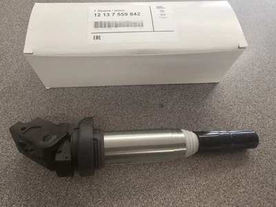 Genuine BMW E81 E87 E90 E93 E60 E61 F10 F11 E63 E64 Ignition Coil - 12137559842 - Image 1 of 4