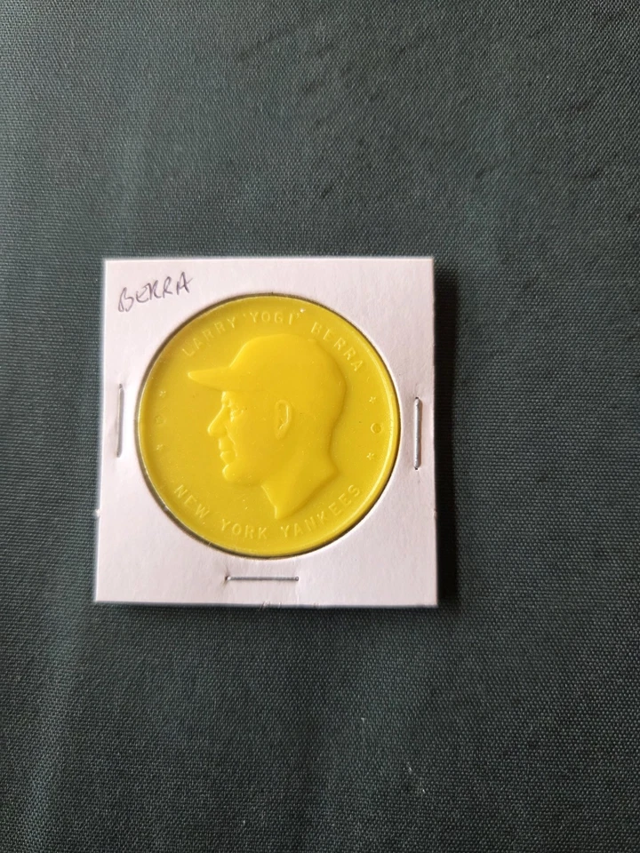 Moneda Armadura 1955 Yogi Berra Amarilla  Foto 1 de 1